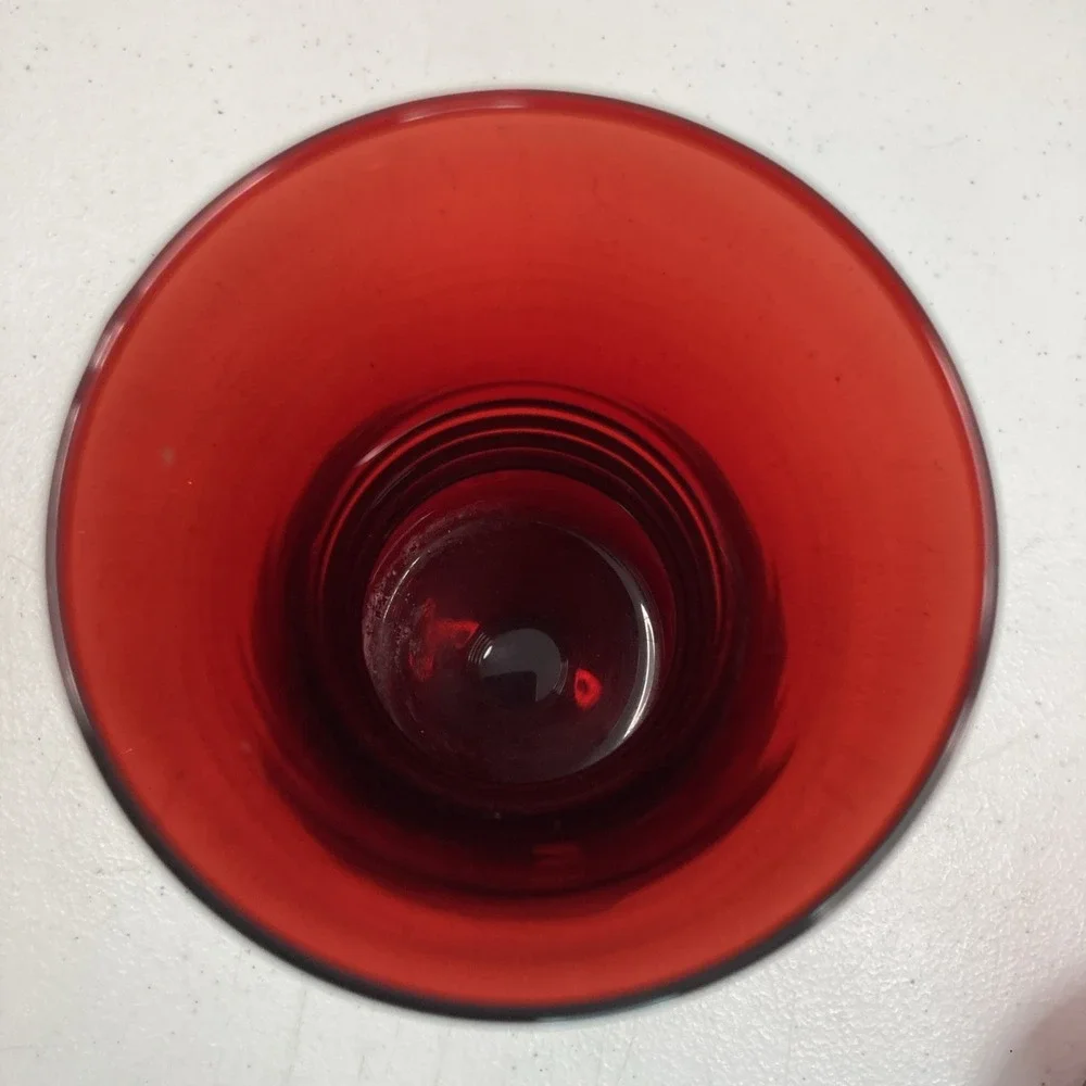 Set‎ Of 2 Vtg Anchor Hocking Royal Ruby Red Glass Vases W/Ruffled Crimped Rim